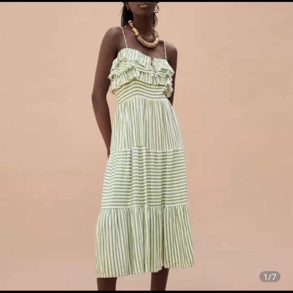 Womans Striped Middi/Maxi Dress